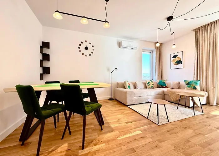 Apartment No 202 Lebada