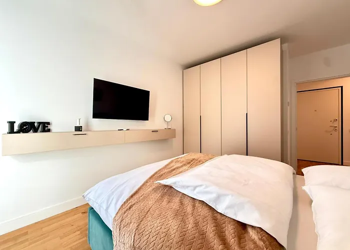 No 202 Lebada Apartment