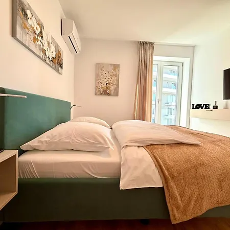No 202 Lebada Apartament